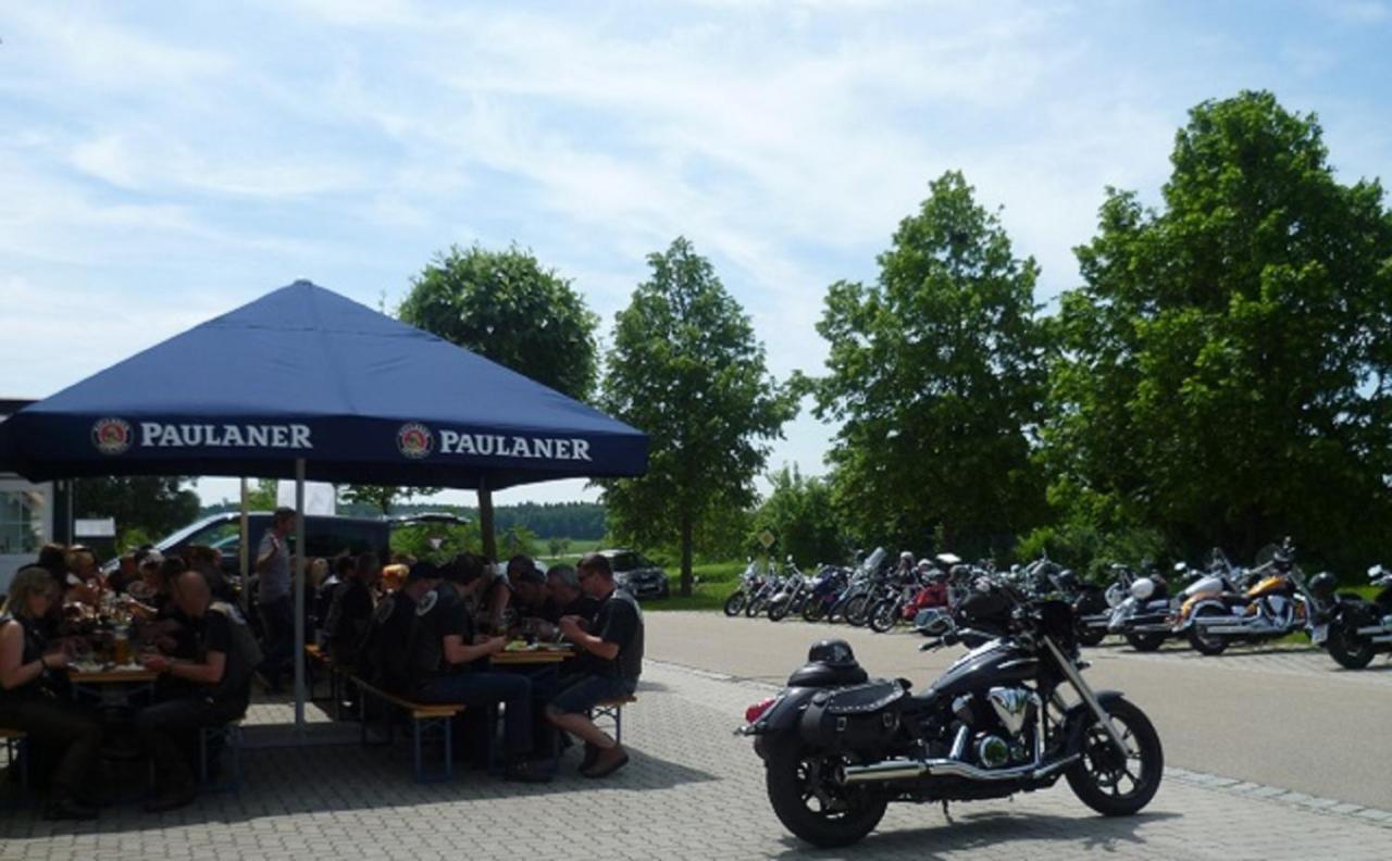 Landgasthof Zur Linde Riedenburg Exteriör bild